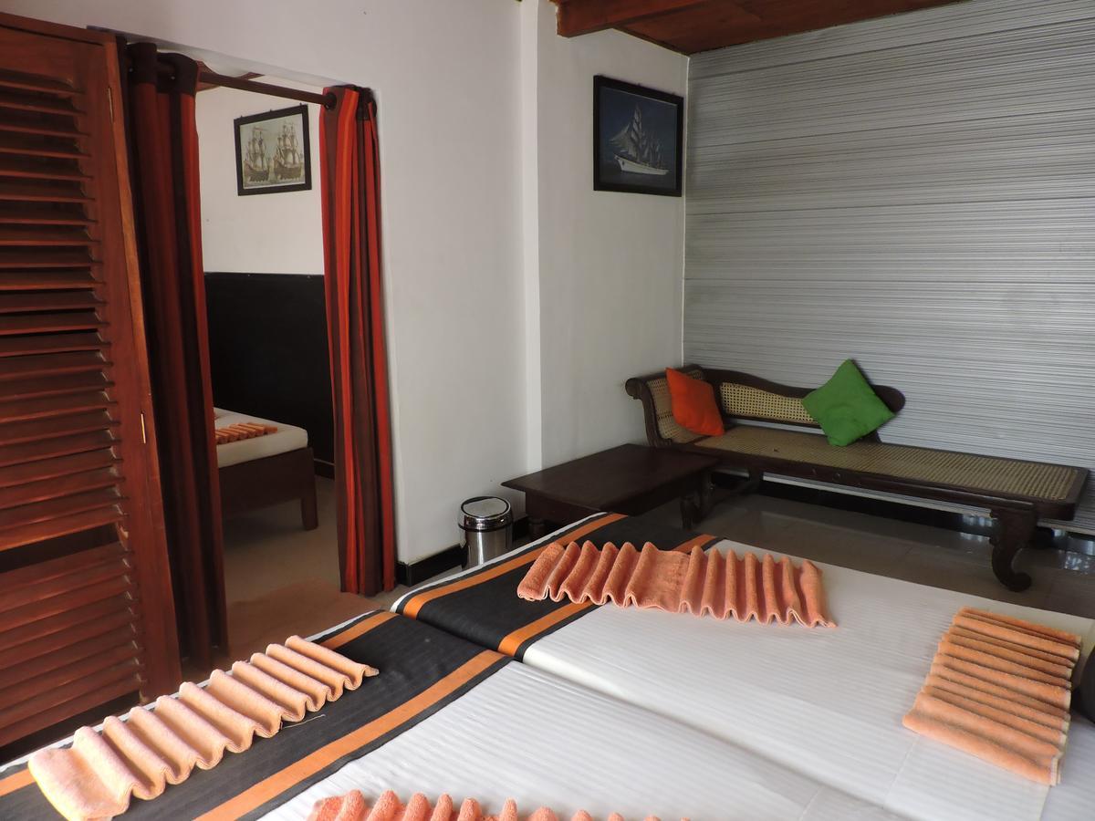 Samaya Beach Hotel Unawatuna Kültér fotó